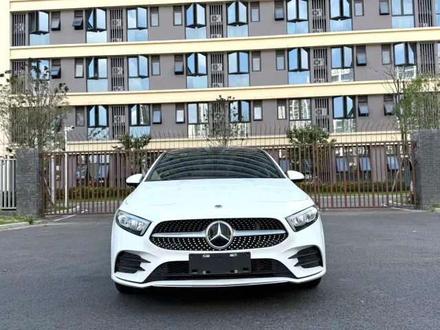 Mercedes-Benz A-Class — Фото автомобиля 2
