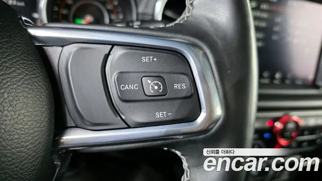 Jeep Wrangler Wrangler (JL) 2.0 Overland 4 двери — Фото автомобиля 18