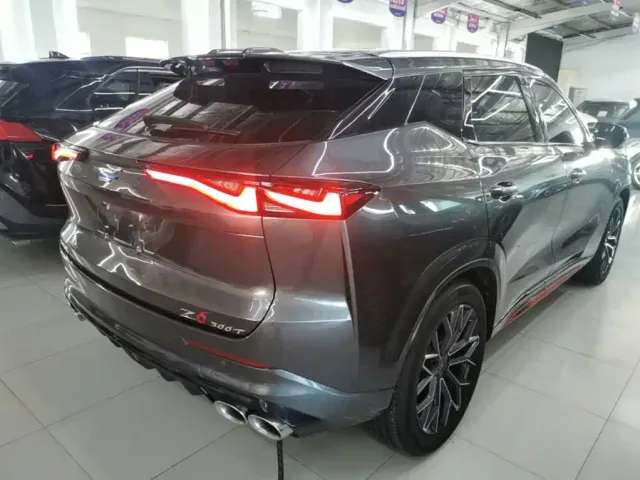 Changan Z6 — Фото автомобиля 6