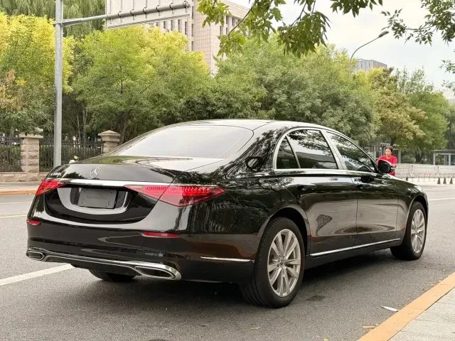Mercedes-Benz S-Class — Фото автомобиля 4