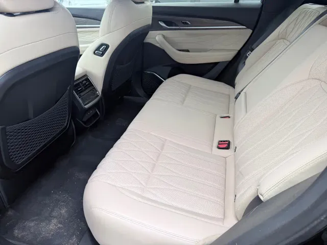 Geely Xingyue L — Фото автомобиля 5