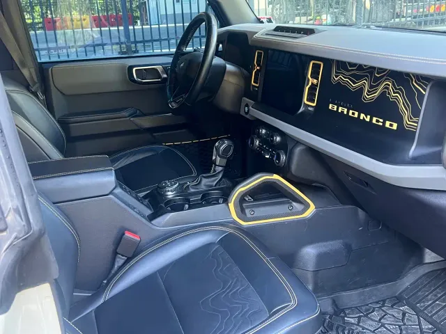 Ford Bronco — Фото автомобиля 13