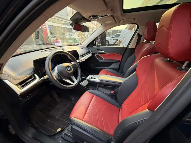 BMW X1 — Фото автомобиля 4