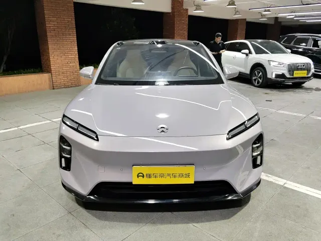 Nio ET5 — Фото автомобиля 7