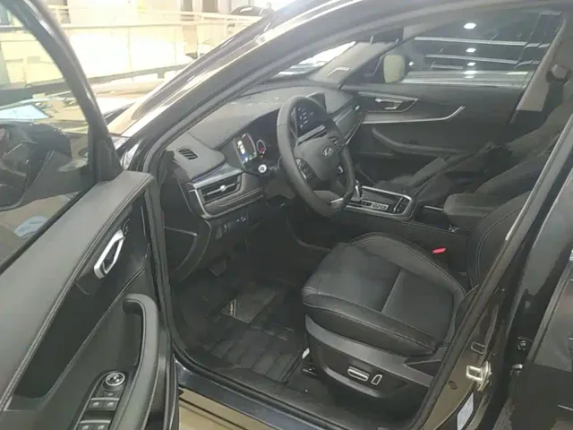 Chery Tiggo 8 — Фото автомобиля 15