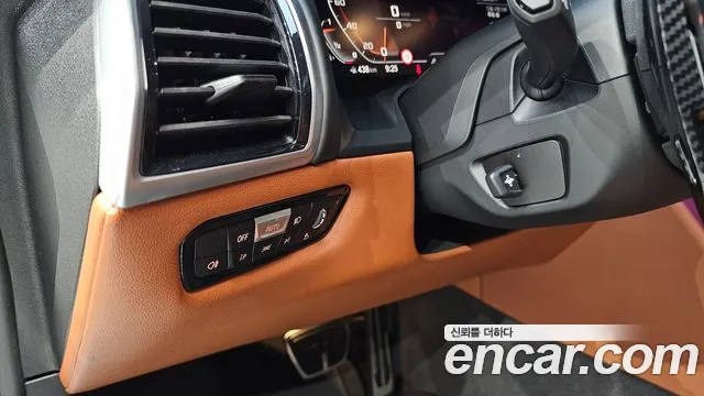 BMW 8-Series — Фото автомобиля 12