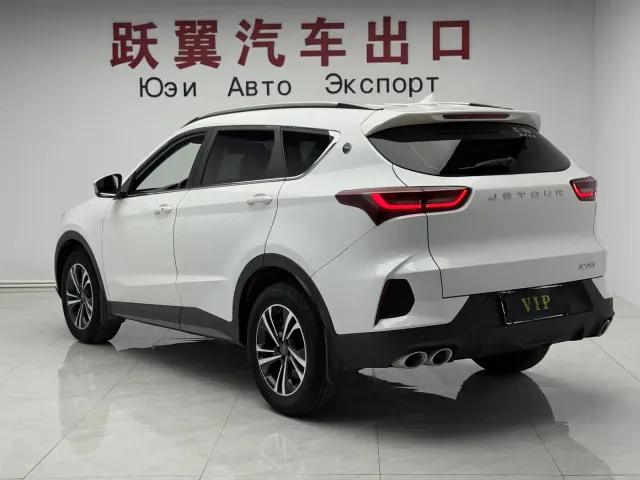 Jetour X70 — Фото автомобиля 6