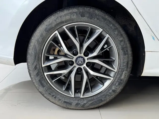 BYD Qin PLUS — Фото автомобиля 9