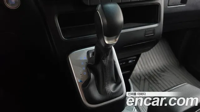 Hyundai Staria — Фото автомобиля 12