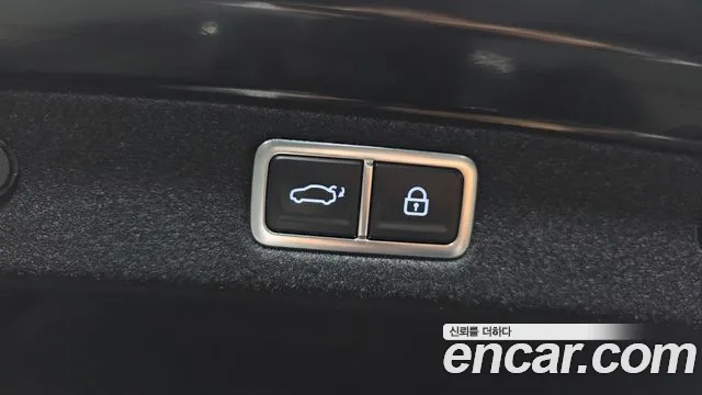 Hyundai Grandeur GN7 — Фото автомобиля 27