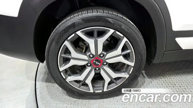 Kia Seltos Seltos Бензин 1.6 турбо 2WD — Фото автомобиля 5
