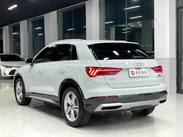 Audi Q3 — Фото автомобиля 6