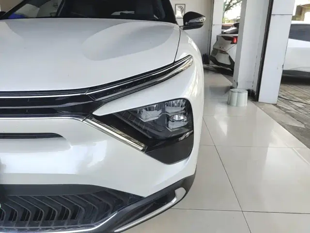 Citroen C5 X — Фото автомобиля 23