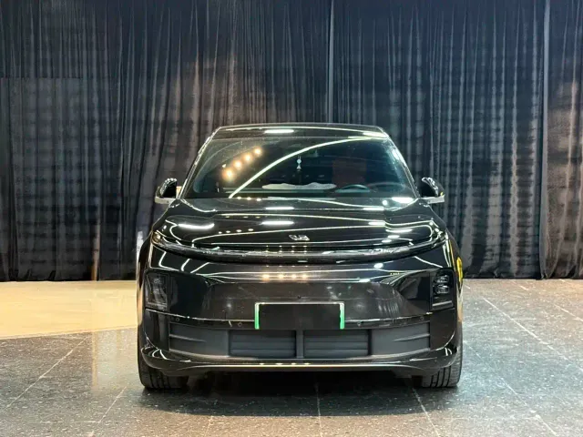 Li Auto L6 — Фото автомобиля 2