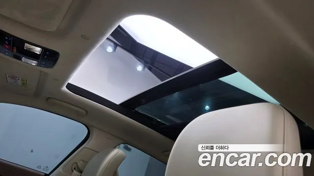 Hyundai Grandeur GN7 — Фото автомобиля 23