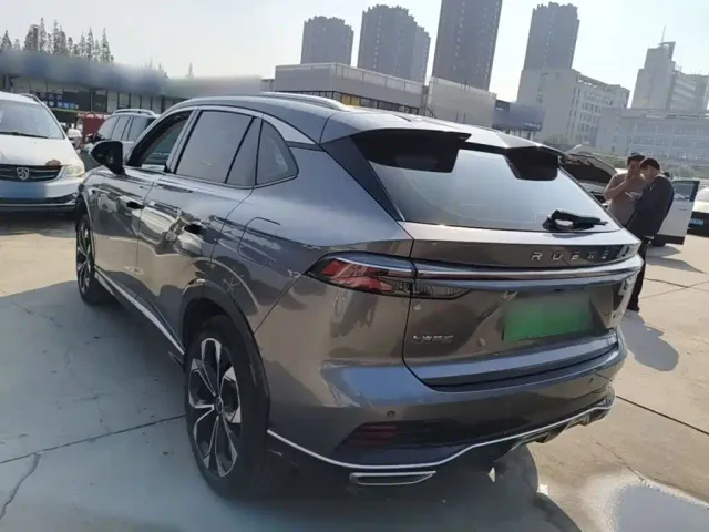 Roewe RX5 — Фото автомобиля 4