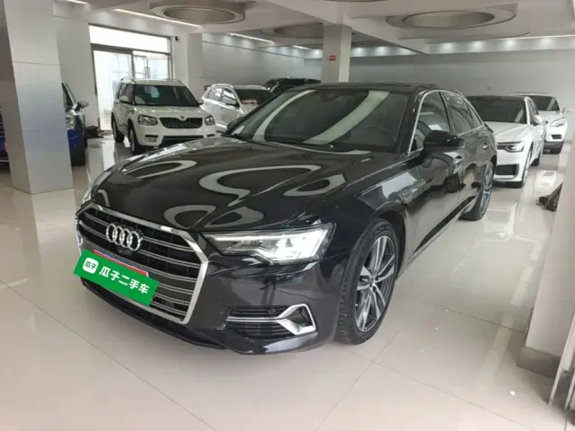 Фотография автомобиля — Audi A6L