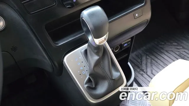 Hyundai Staria Staria L3.5 Карго 3 места — Фото автомобиля 8