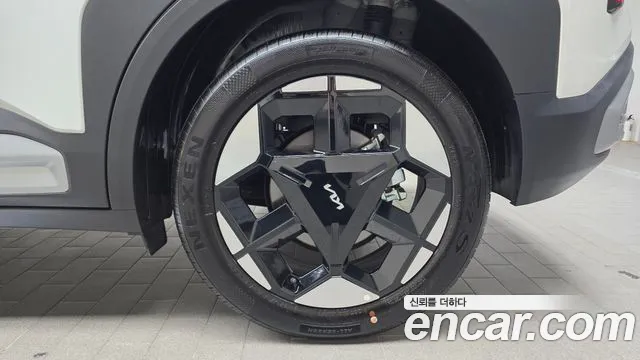 Kia Seltos Seltos 2 поколение Бензин 1.6T 2WD — Фото автомобиля 21