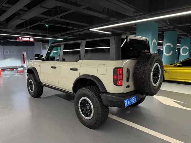 Ford Bronco — Фото автомобиля 5