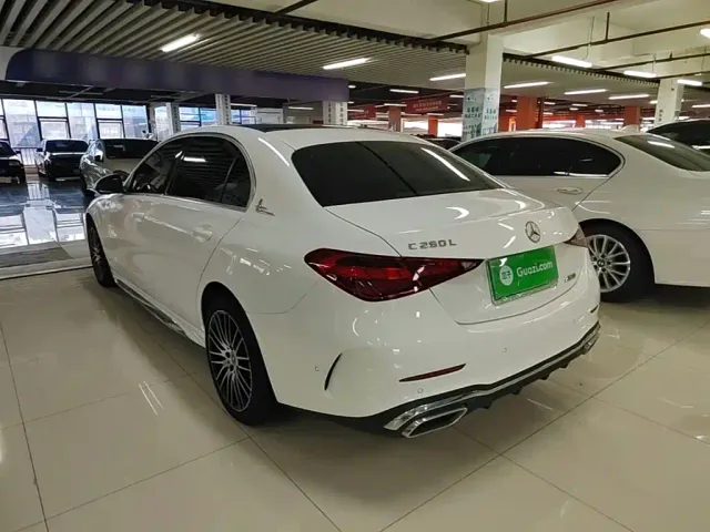 Mercedes-Benz C-Class — Фото автомобиля 4