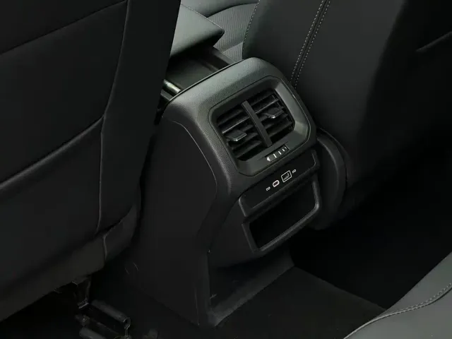 Volkswagen Tharu — Фото автомобиля 12