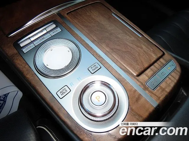 Genesis G80 RG3 — Фото автомобиля 9