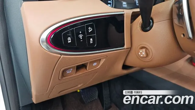 Genesis GV70 2.5T Бензин 2WD — Фото автомобиля 14