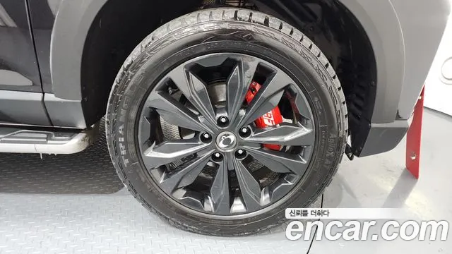 KG_Mobility_Ssangyong Rexton Rexton Arena Дизель 2.2 4WD — Фото автомобиля 5