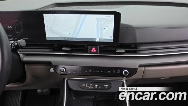 Kia Carnival Generation 4 — Фото автомобиля 14