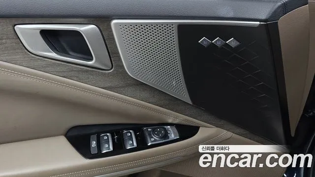 Kia K8 Hybrid — Фото автомобиля 29