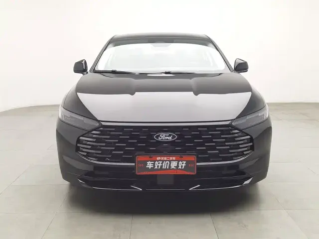 Ford Mondeo — Фото автомобиля 3