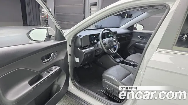 Hyundai Kona SX2 — Фото автомобиля 10