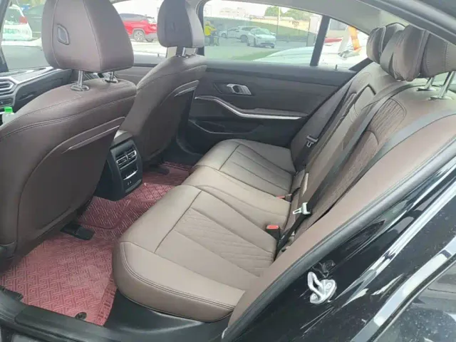BMW i3 — Фото автомобиля 16