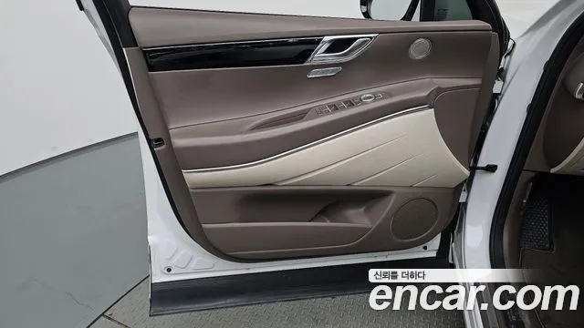 Genesis GV80 — Фото автомобиля 13