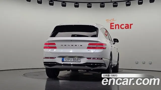Genesis GV80 — Фото автомобиля 4