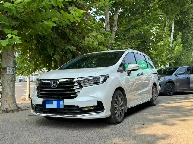 Фотография автомобиля — Honda Odyssey