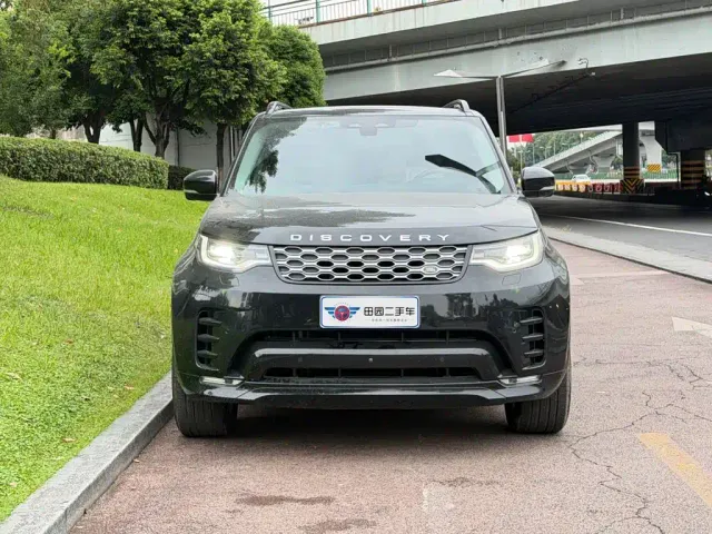 Land Rover Discovery 2021 Model 300PS S — Фото автомобиля 2