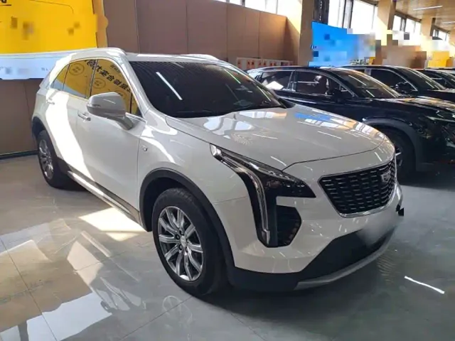 Cadillac XT4 — Фото автомобиля 3