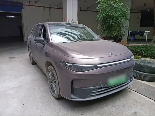Leapmotor C10 — Фото автомобиля 3