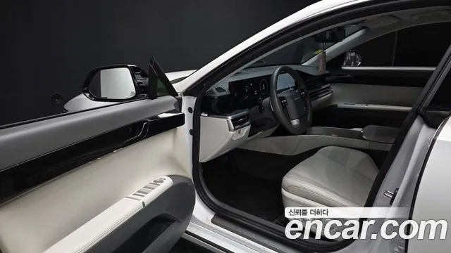 Hyundai Grandeur GN7 — Фото автомобиля 10