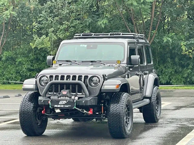 Фотография автомобиля — Jeep Wrangler 4xe