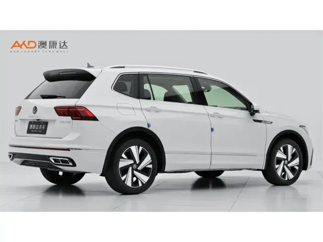 Volkswagen Tiguan L — Фото автомобиля 3