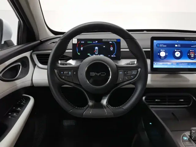 BYD Seal 05 DM-i — Фото автомобиля 11