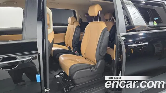 Kia Canival Carnival 4 поколение Дизель 9 мест Prestige — Фото автомобиля 11