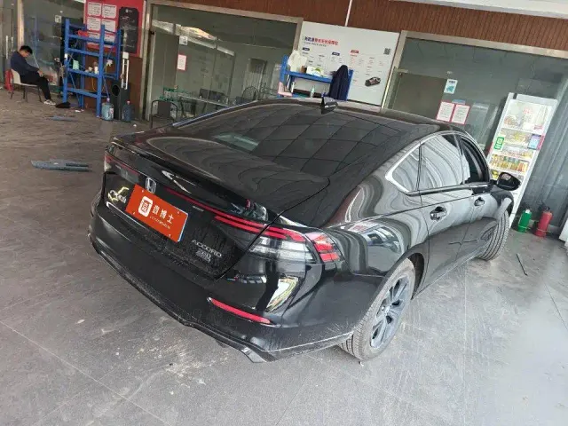 Honda Accord — Фото автомобиля 7