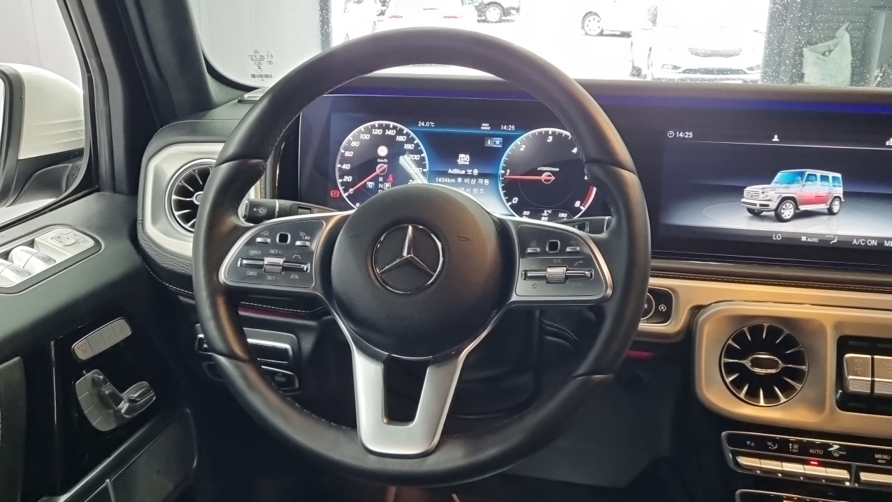 Mercedes-Benz G-Class — Фото автомобиля 6