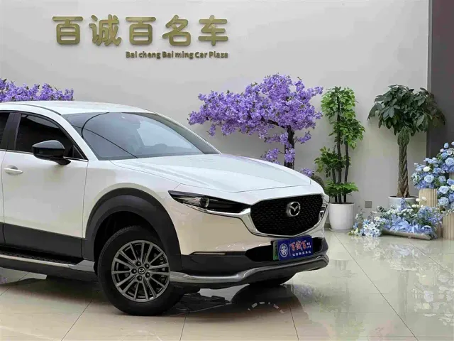 Mazda CX-30 EV — Фото автомобиля 4