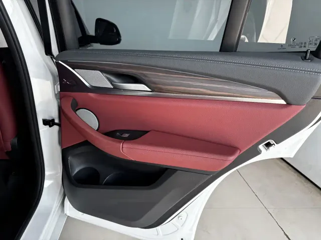 BMW X3 — Фото автомобиля 24