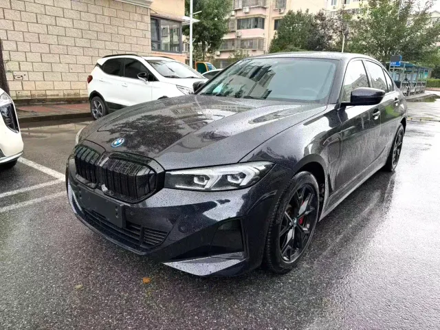 Фотография автомобиля — BMW i3